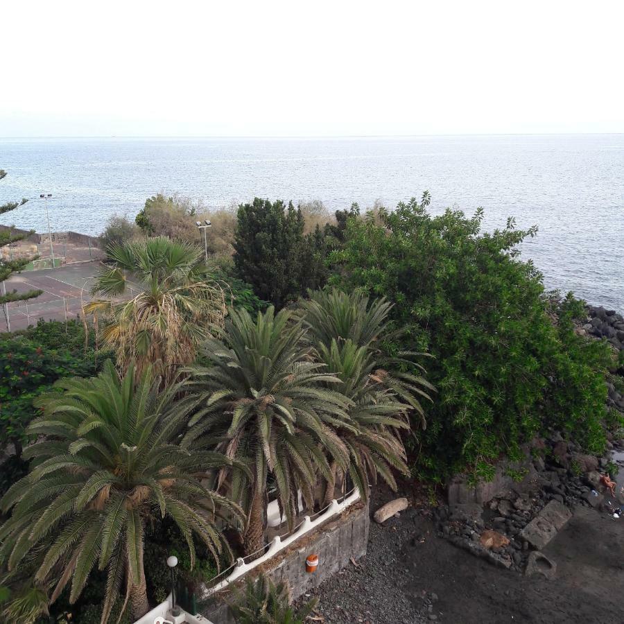 Apartamentos playa chica / playa las gaviotas Santa Cruz de Tenerife Exterior foto